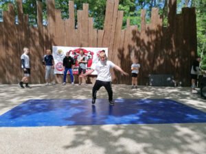 284277356 156673066866621 2855705573147162027 n 2048x1536